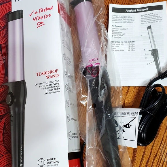 Remington Ceramic Technology For Less Damage Hair Teardrop Creates textured Wave - Picture 1 of 3